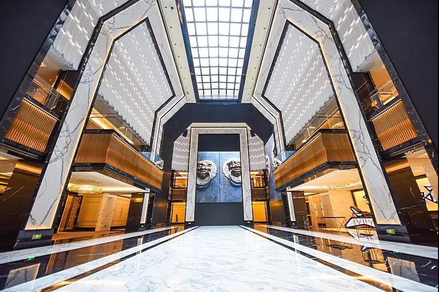 005UmTt9zy7iPrKcwp775&安培; 690